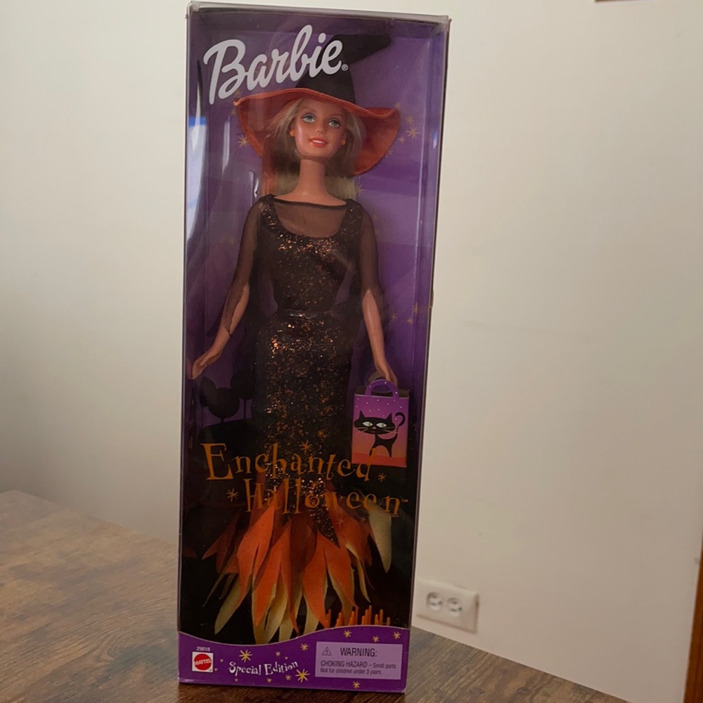 NIB, Enchanted Halloween Barbie, Special Edition